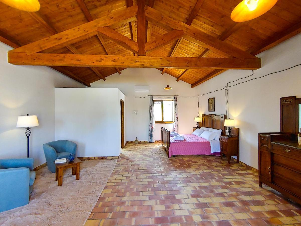 Masseria Crocco Montalbano Ionico المظهر الخارجي الصورة